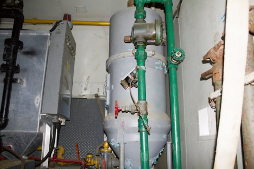  Water Purification Truck View 3