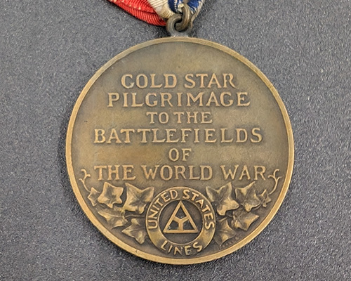 Gold Star Mother’s Medal.
