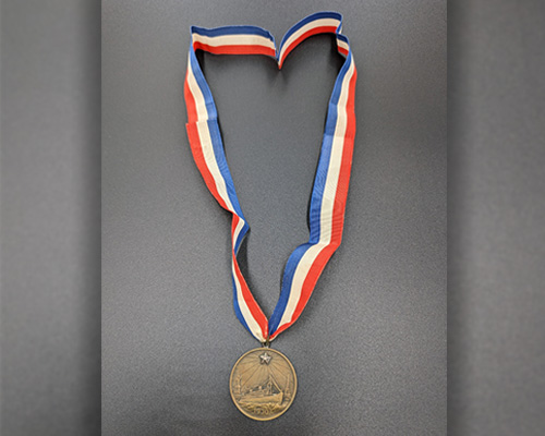 Gold Star Mother’s Medal.